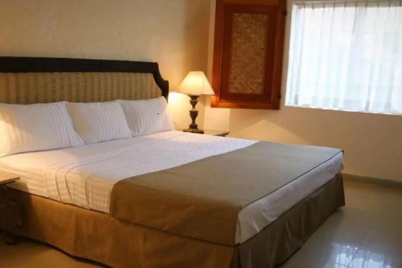 Zar Colima Hotel Ngoại thất bức ảnh